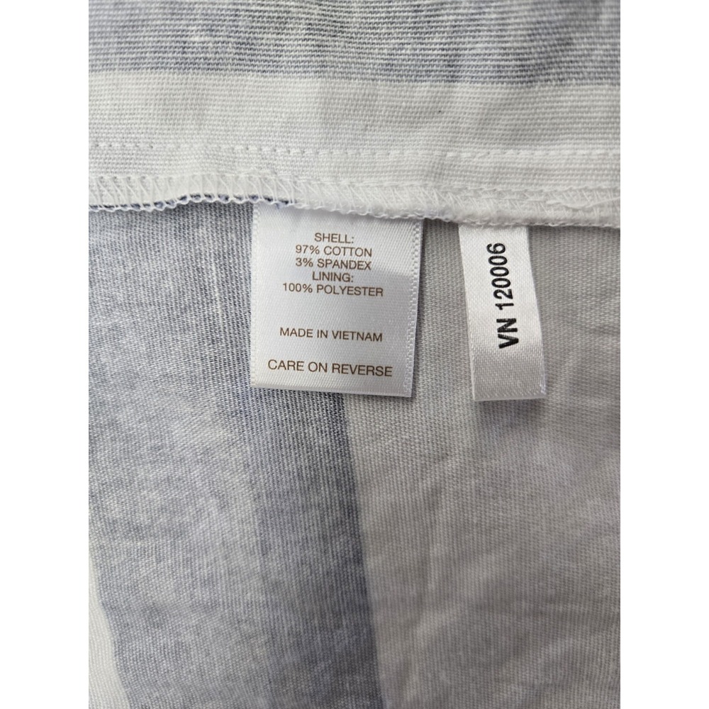 Eva Mendes New York Co. Navy & White Skirt Size 12, visible run line outside - Picture 6 of 11
